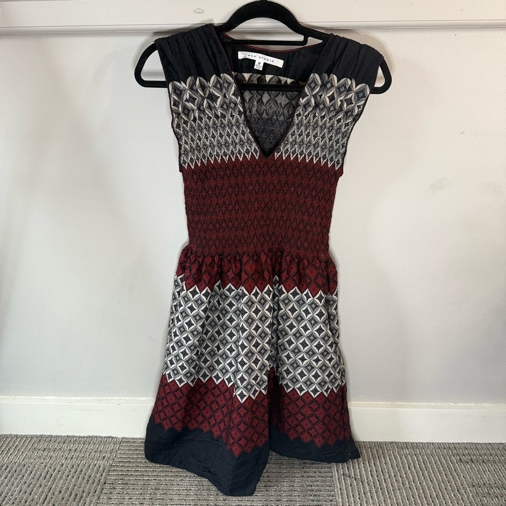 Max Studio Black Grey Red Burgundy Patterned Dress Cinch Waist V Neck